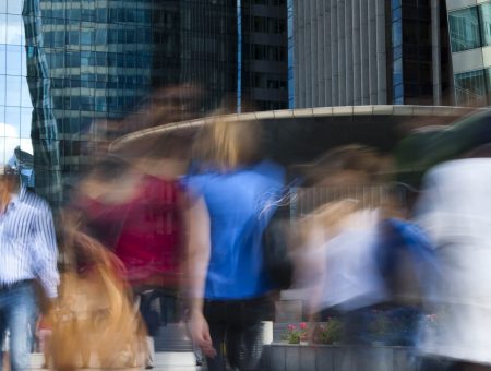 “Las empresas no están obligadas a llevar un registro diario de la jornada de toda su plantilla”, al menos por el momento…